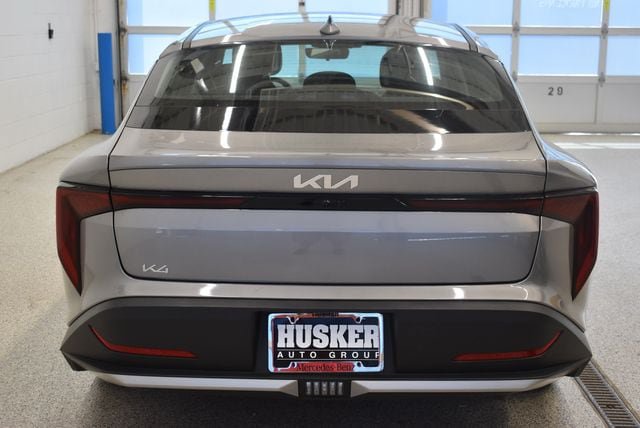 Used 2025 Kia K4 FWD image 11