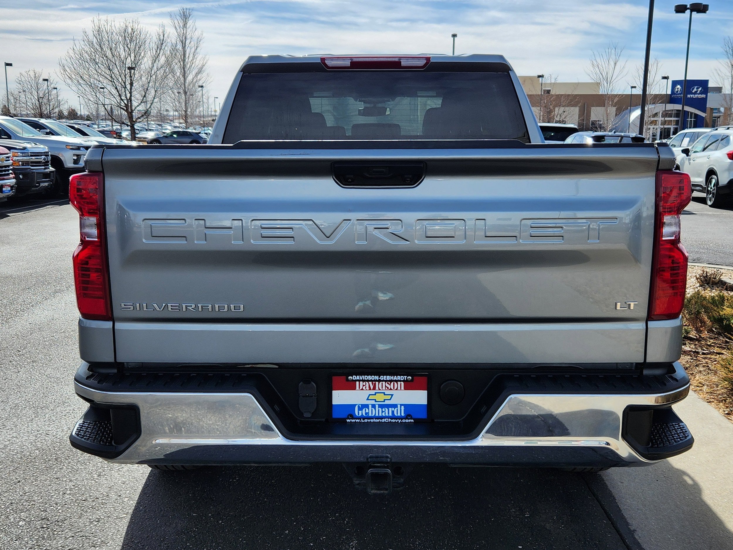 Used 2025 Chevrolet Silverado 1500 LT AWD/4WD image 18