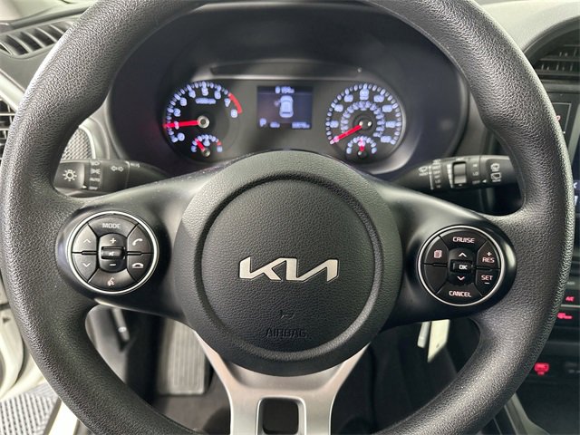 Used 2022 Kia Soul LX image 18