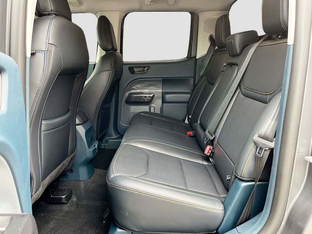 Used 2025 Ford Maverick Lobo image 22