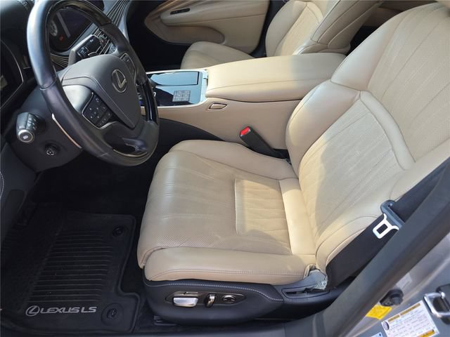 Used 2023 Lexus LS 500 AWD w/ Interior Upgrade Package image 22