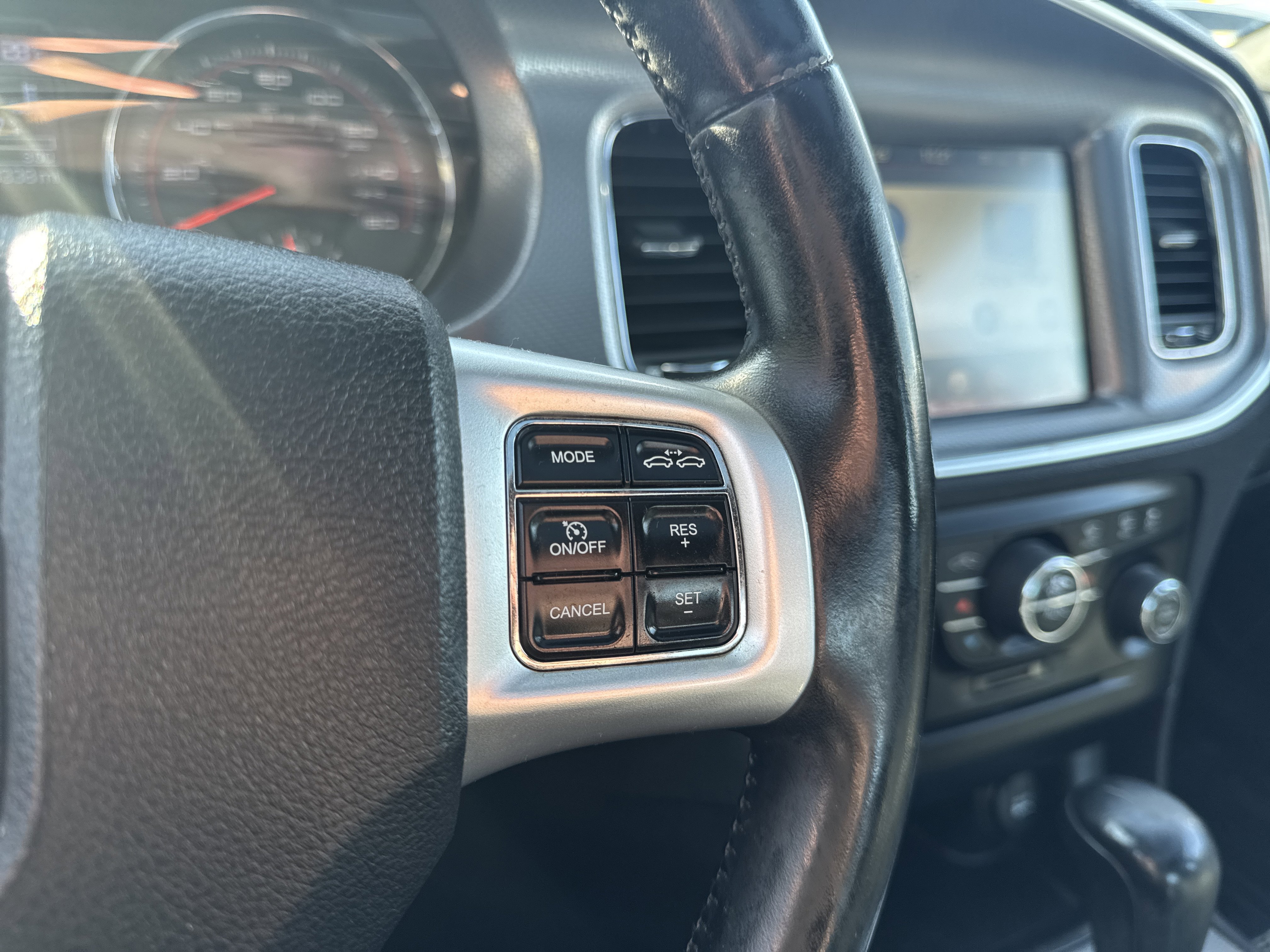 Used 2011 Dodge Charger R/T AWD/4WD image 21