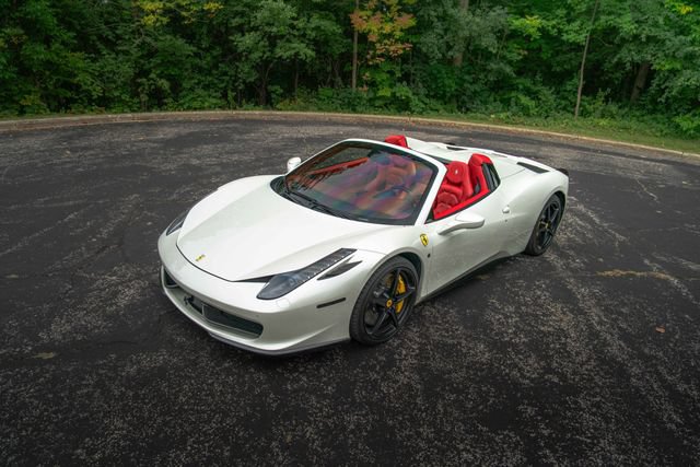 Used 2014 Ferrari 458 Spider RWD image 30