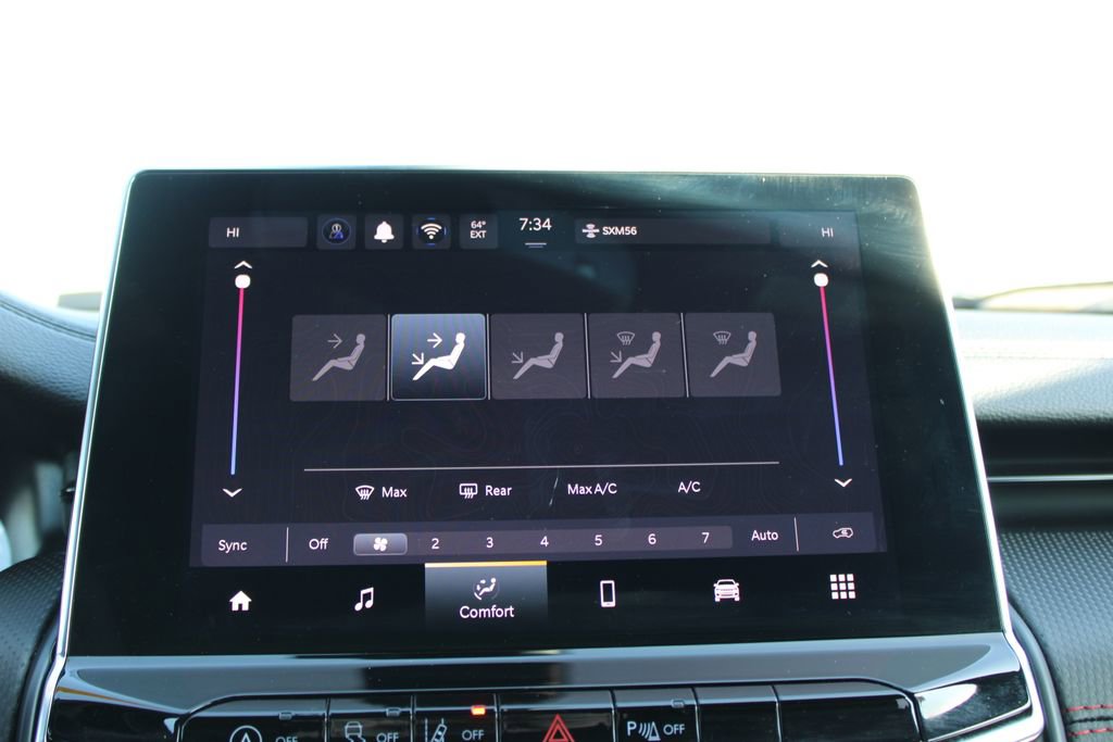 Used 2025 Jeep Compass Trailhawk w/ Trailer Tow Group AWD/4WD image 45