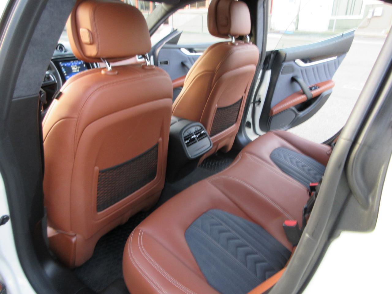 Used 2017 Maserati Ghibli S Q4 image 40