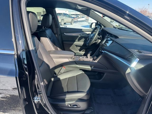 Used 2025 Cadillac XT5 Luxury image 17