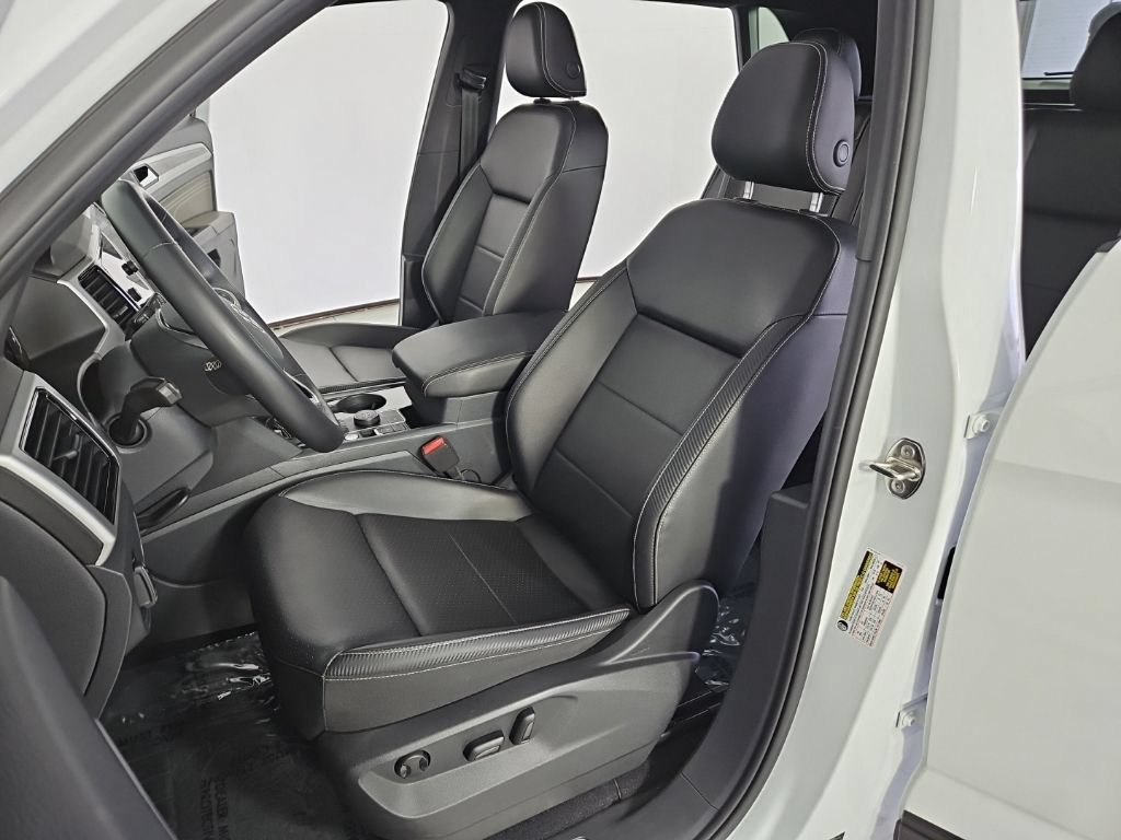 Used 2023 Volkswagen Atlas Cross Sport SE w/ Panoramic Sunroof Package AWD/4WD image 22