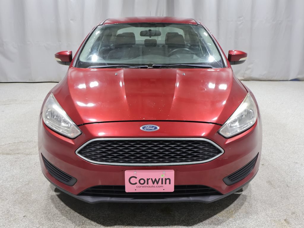 Used 2015 Ford Focus SE w/ SE Cold Weather Package FWD image 20