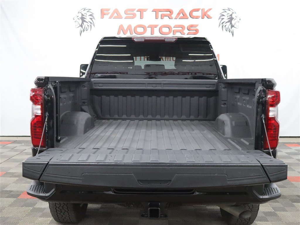 Used 2024 Chevrolet Silverado 2500 Custom w/ Custom Value Package AWD/4WD image 6