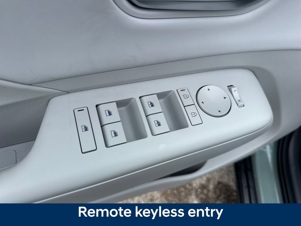 Used 2026 Hyundai Kona SEL Premium FWD image 11