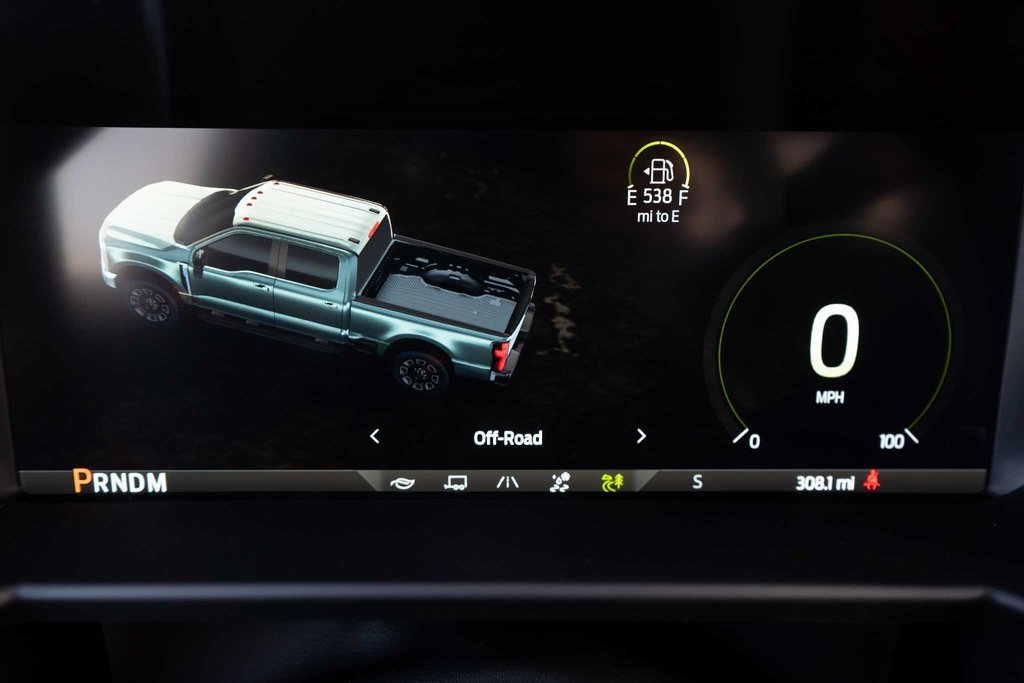 Used 2025 Ford F250 Platinum image 32