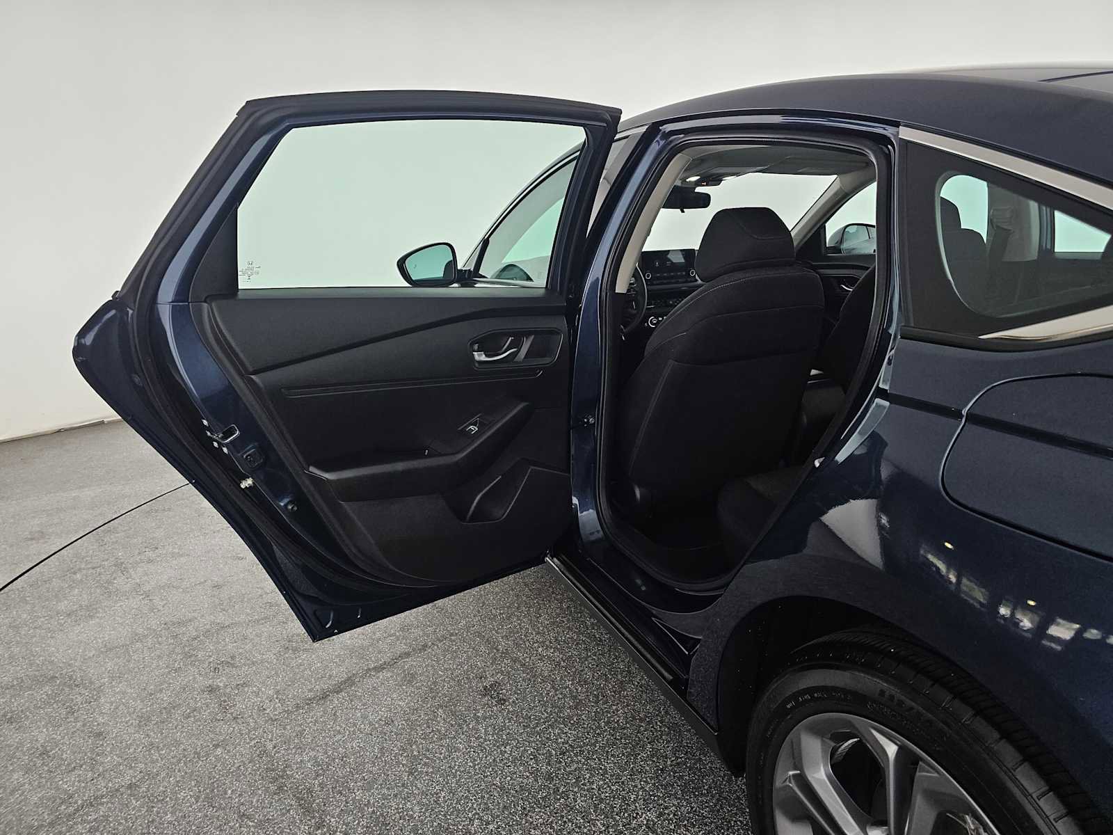 Used 2024 Honda Accord EX image 15