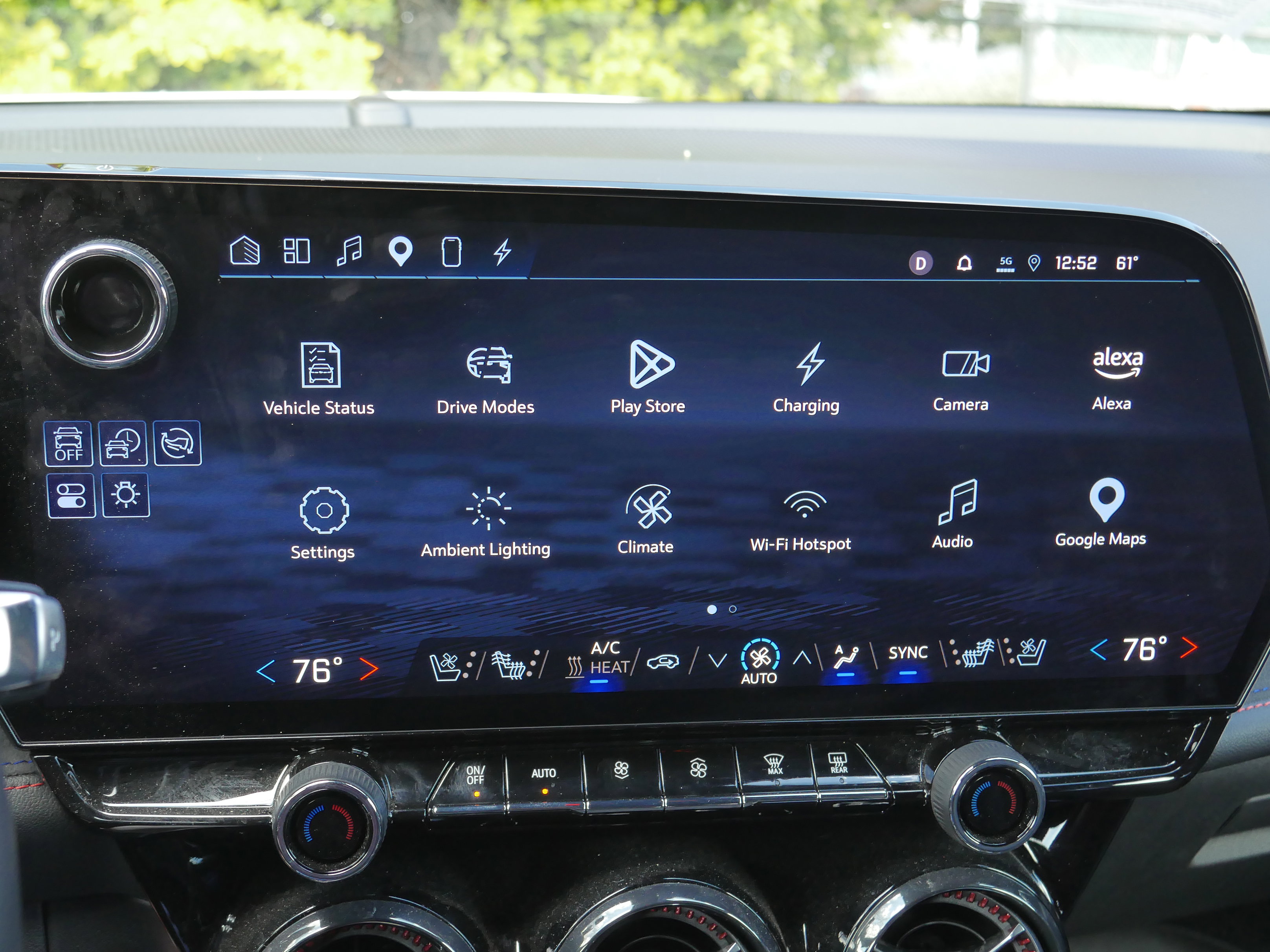 Used 2024 Chevrolet Blazer EV RS AWD/4WD image 10