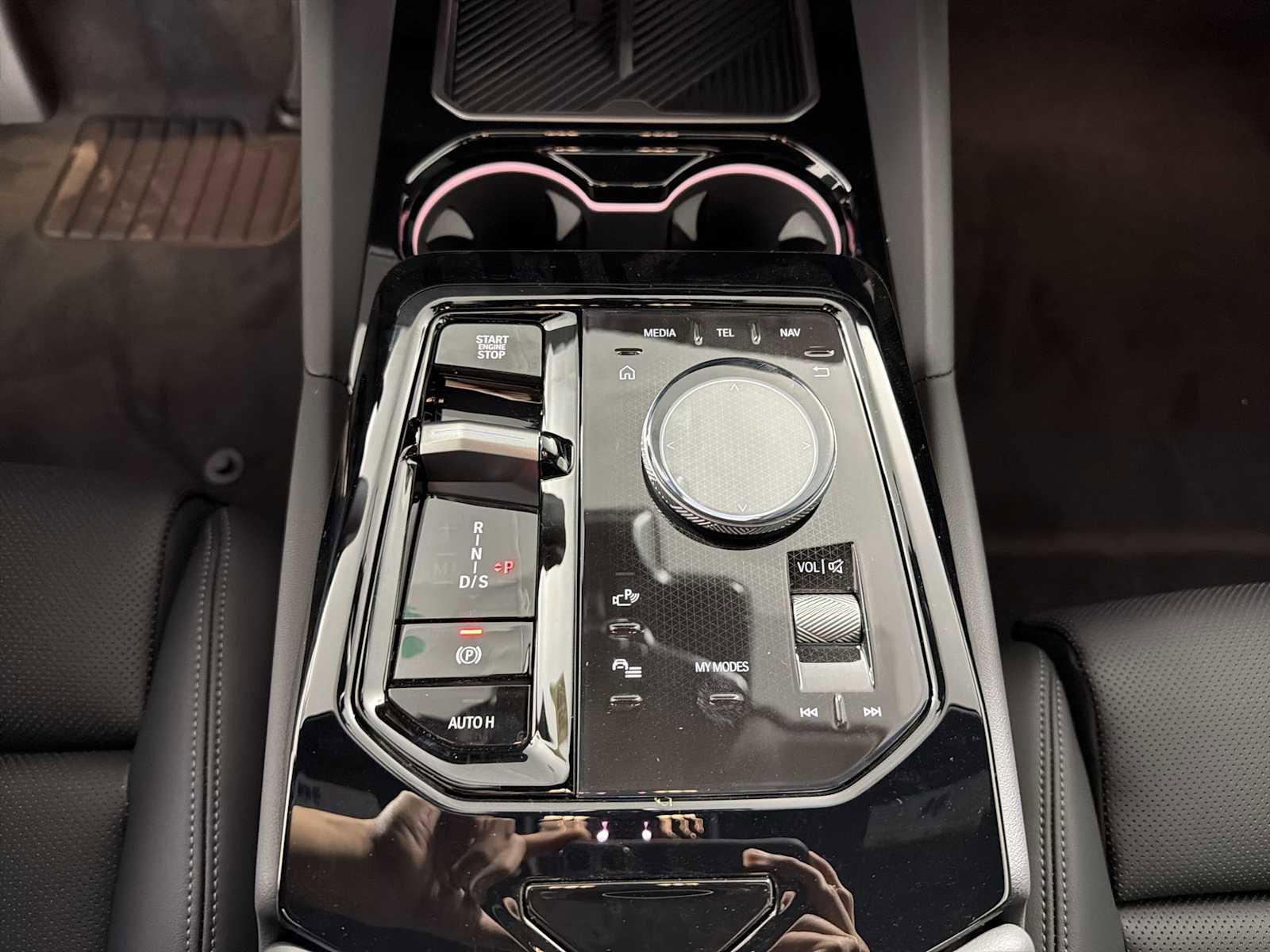 New 2026 BMW 530i xDrive AWD/4WD image 17