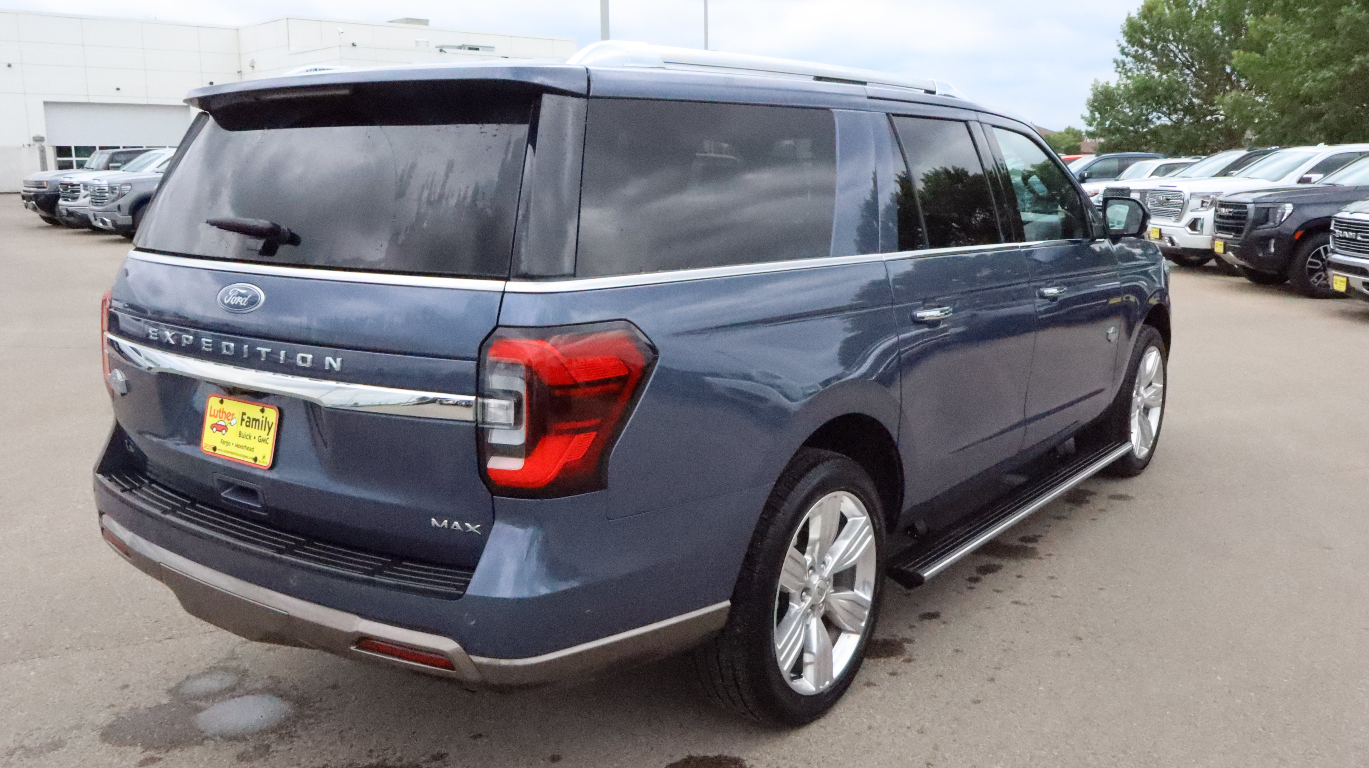 Used 2023 Ford Expedition Max King Ranch AWD/4WD image 7