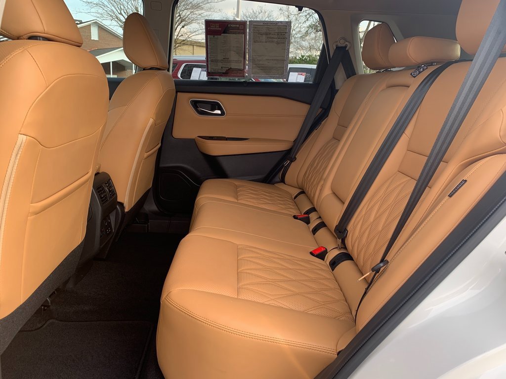 Used 2023 Nissan Rogue Platinum w/ Platinum Premium Package image 19