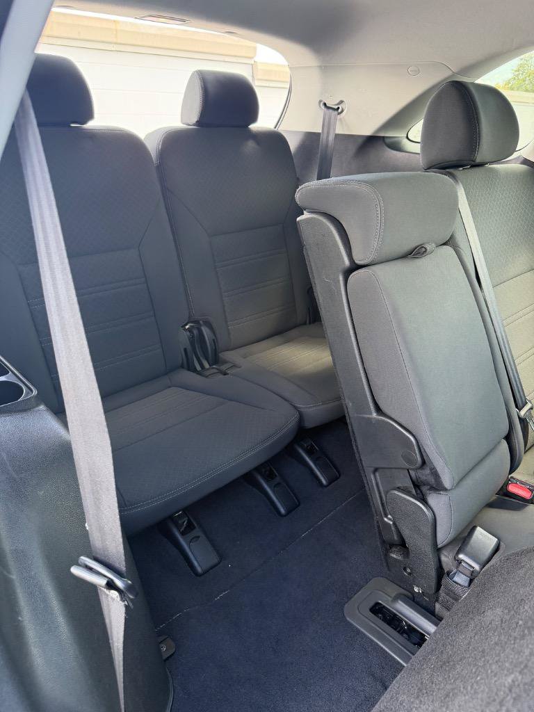Used 2020 Kia Sorento LX FWD image 31