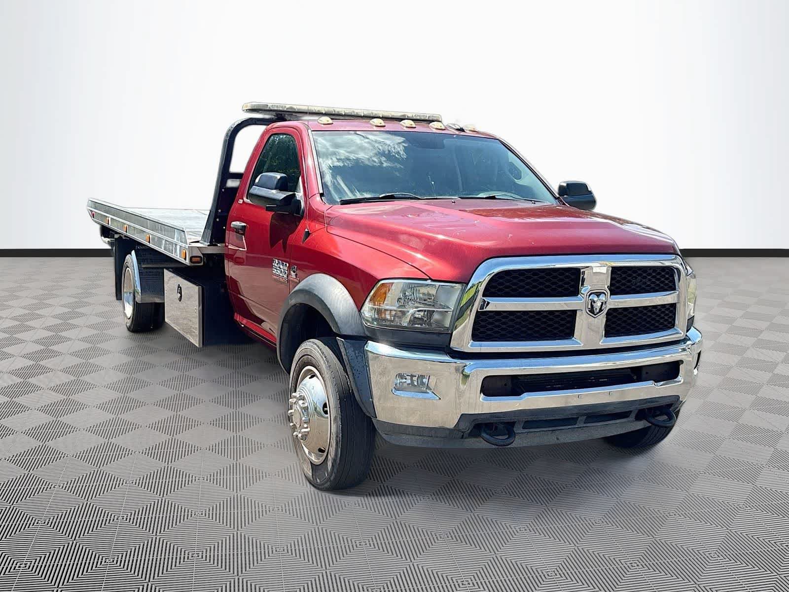 Used 2015 RAM 5500 SLT w/ Quick Order Package 29G SLT RWD image 3