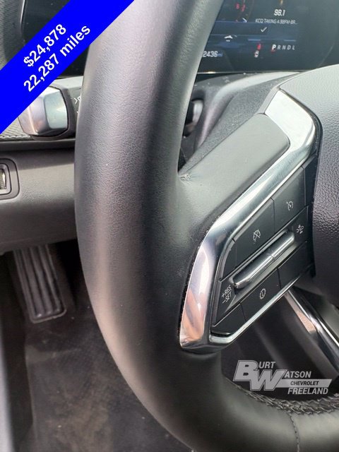 Used 2026 Chevrolet Equinox LT FWD image 16