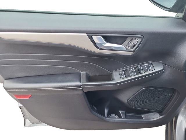 Used 2022 Ford Escape SEL image 10