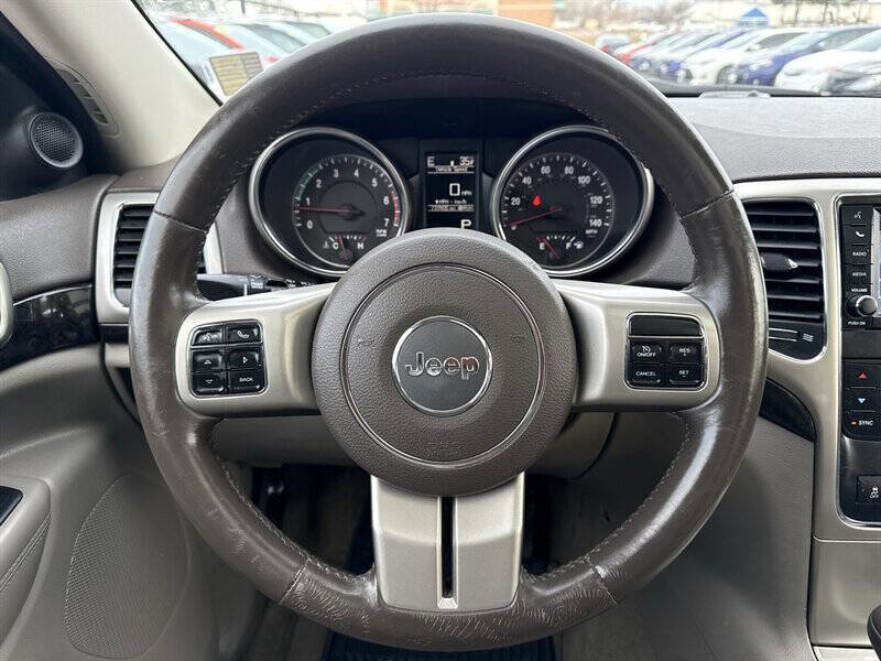 Used 2012 Jeep Grand Cherokee Laredo image 22
