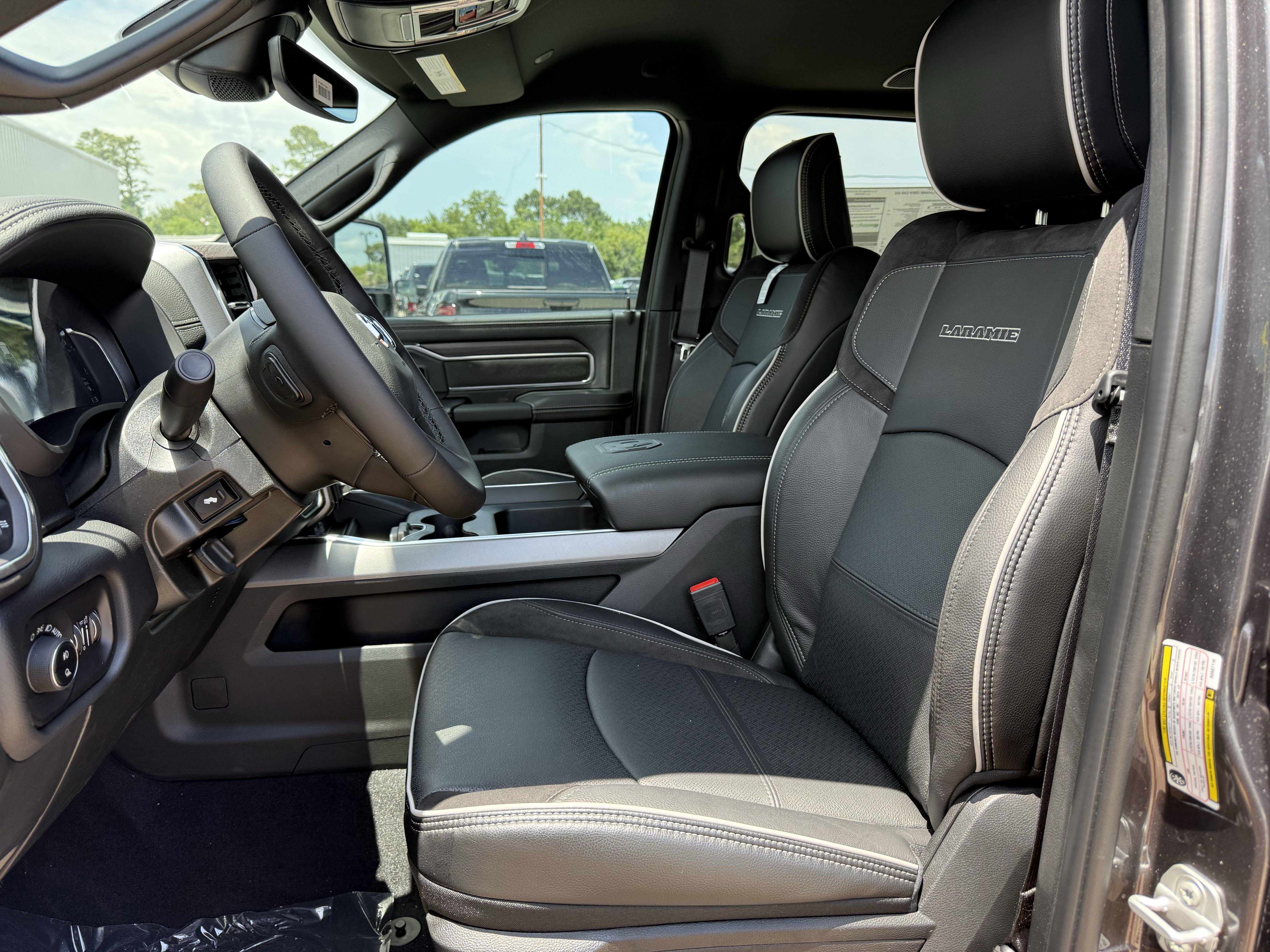 New 2025 RAM 2500 Laramie image 14