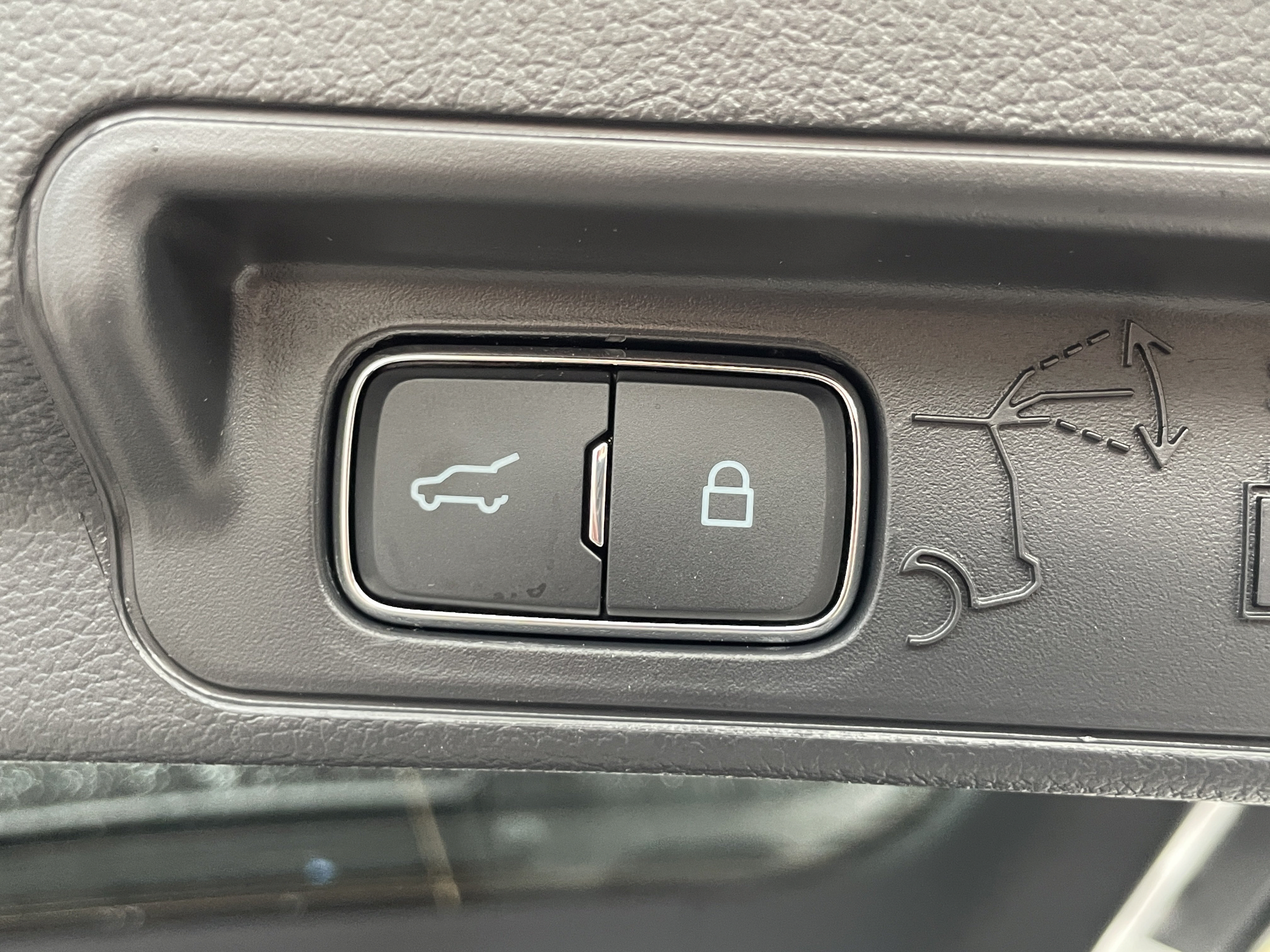 Used 2026 Ford Explorer Tremor w/ Tremor Convenience Package AWD/4WD image 36