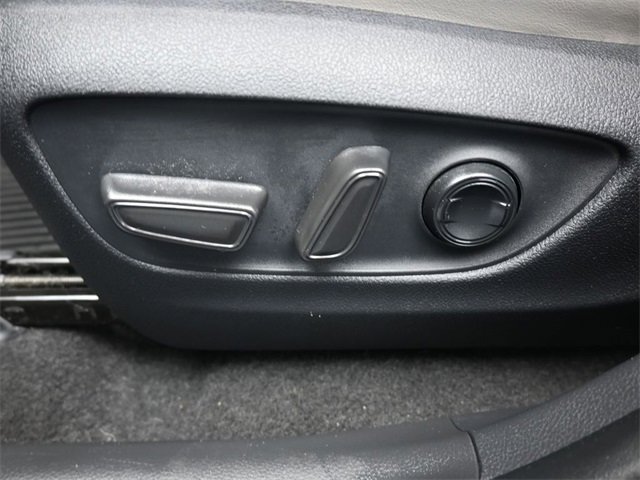 Used 2023 Toyota RAV4 Limited image 33