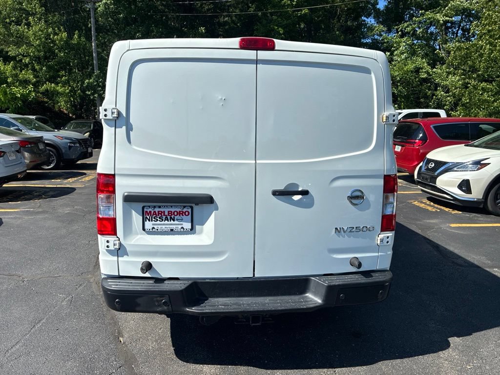 Used 2021 Nissan NV 2500 SV RWD image 6