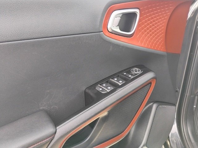 Used 2025 Kia Soul GT-Line w/ GT-Line Technology Package image 8