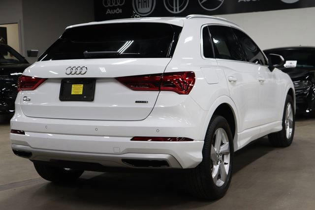 Used 2020 Audi Q3 2.0T Premium w/ Convenience Package AWD/4WD image 5