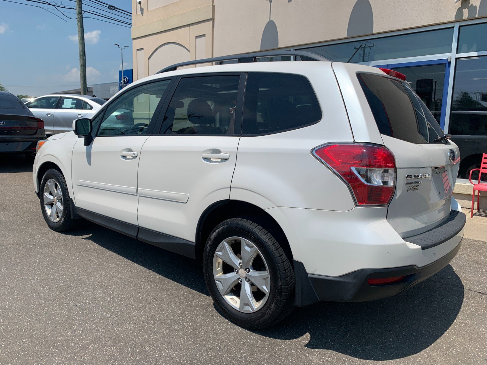 Used 2015 Subaru Forester 2.5i Premium w/ All-Weather Package AWD/4WD image 5