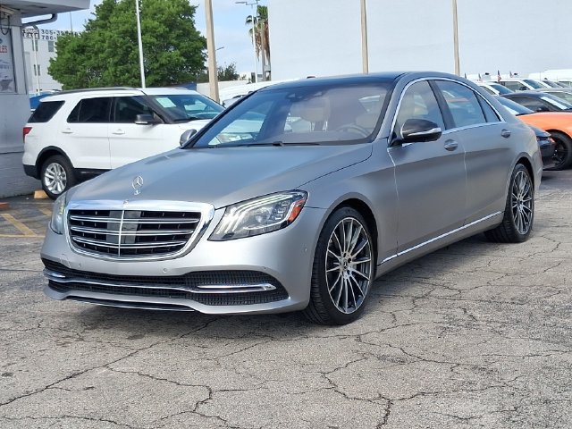 Used 2018 Mercedes-Benz S 560 Sedan image 2