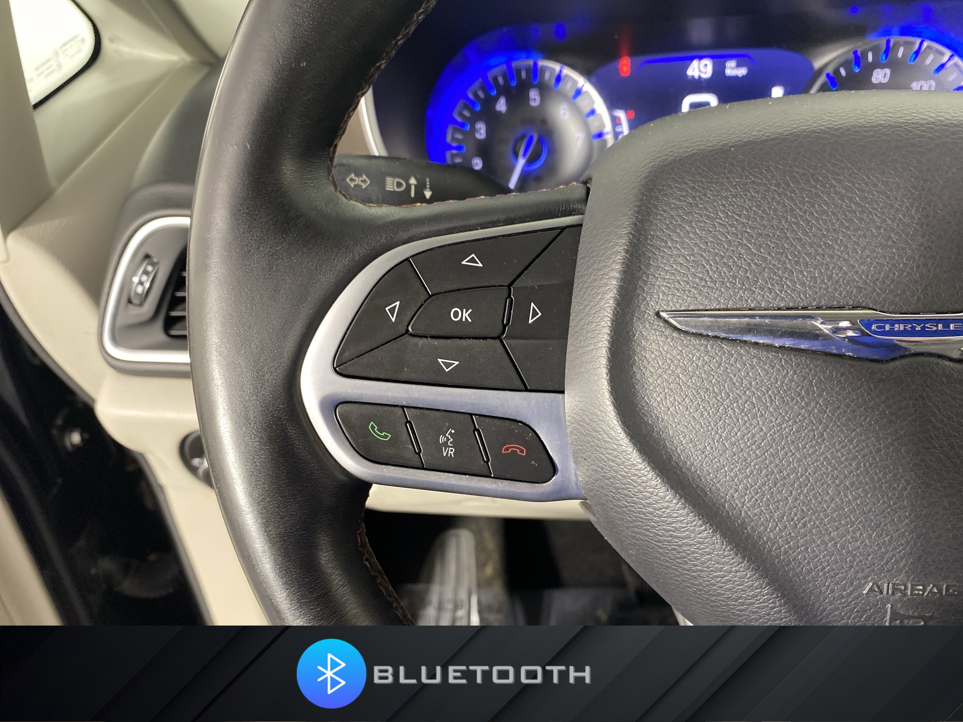 Used 2017 Chrysler Pacifica Touring-L Plus image 22