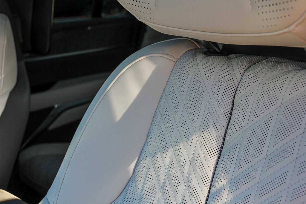 New 2026 Cadillac Escalade IQ Luxury 1 image 27