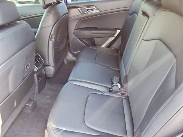New 2026 Kia Sportage EX w/ EX Panorama Roof Package image 12