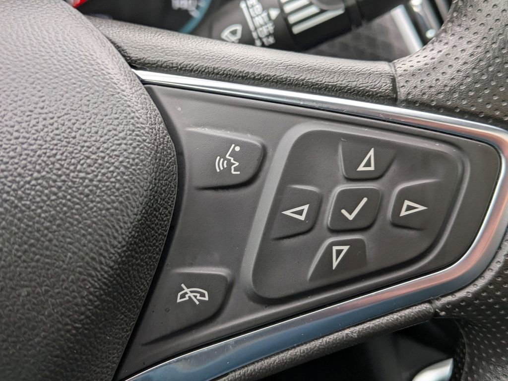 Used 2024 Chevrolet Malibu LT image 15