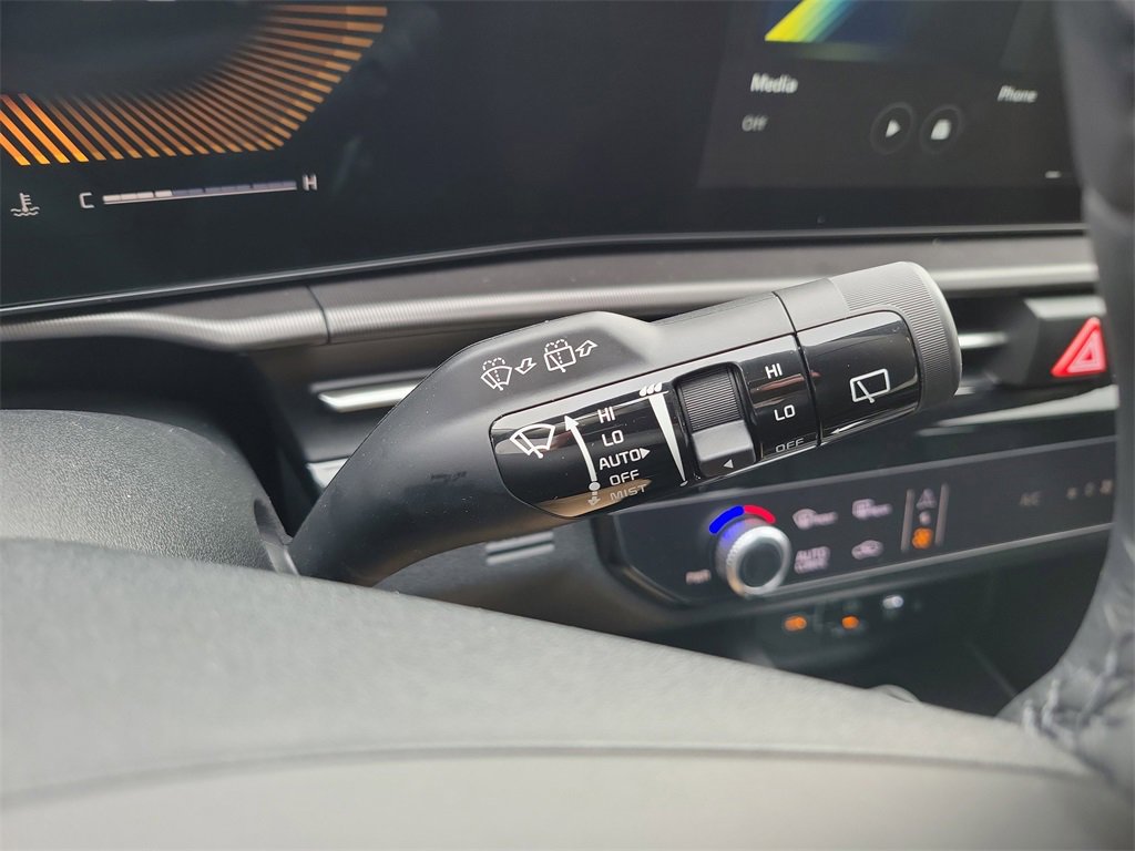 New 2026 Kia Sportage EX image 31