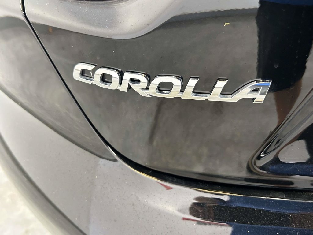 Used 2026 Toyota Corolla LE FWD image 8
