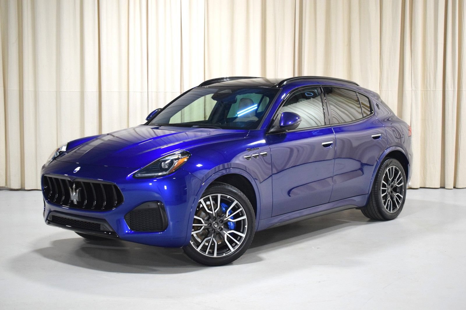 Used 2023 Maserati Grecale Modena AWD/4WD video 1