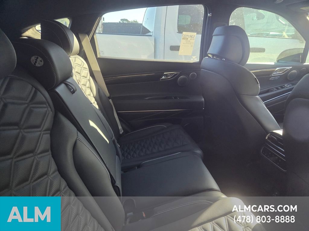 Used 2025 Genesis GV80 3.5T e-SC image 13