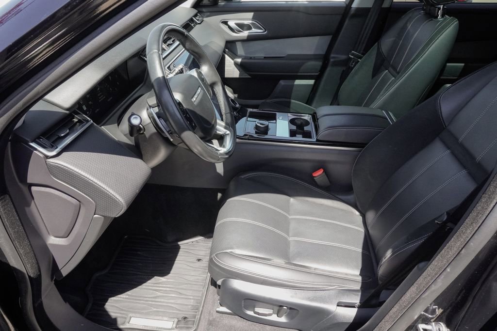 Used 2018 Land Rover Range Rover Velar R-Dynamic SE AWD/4WD image 19