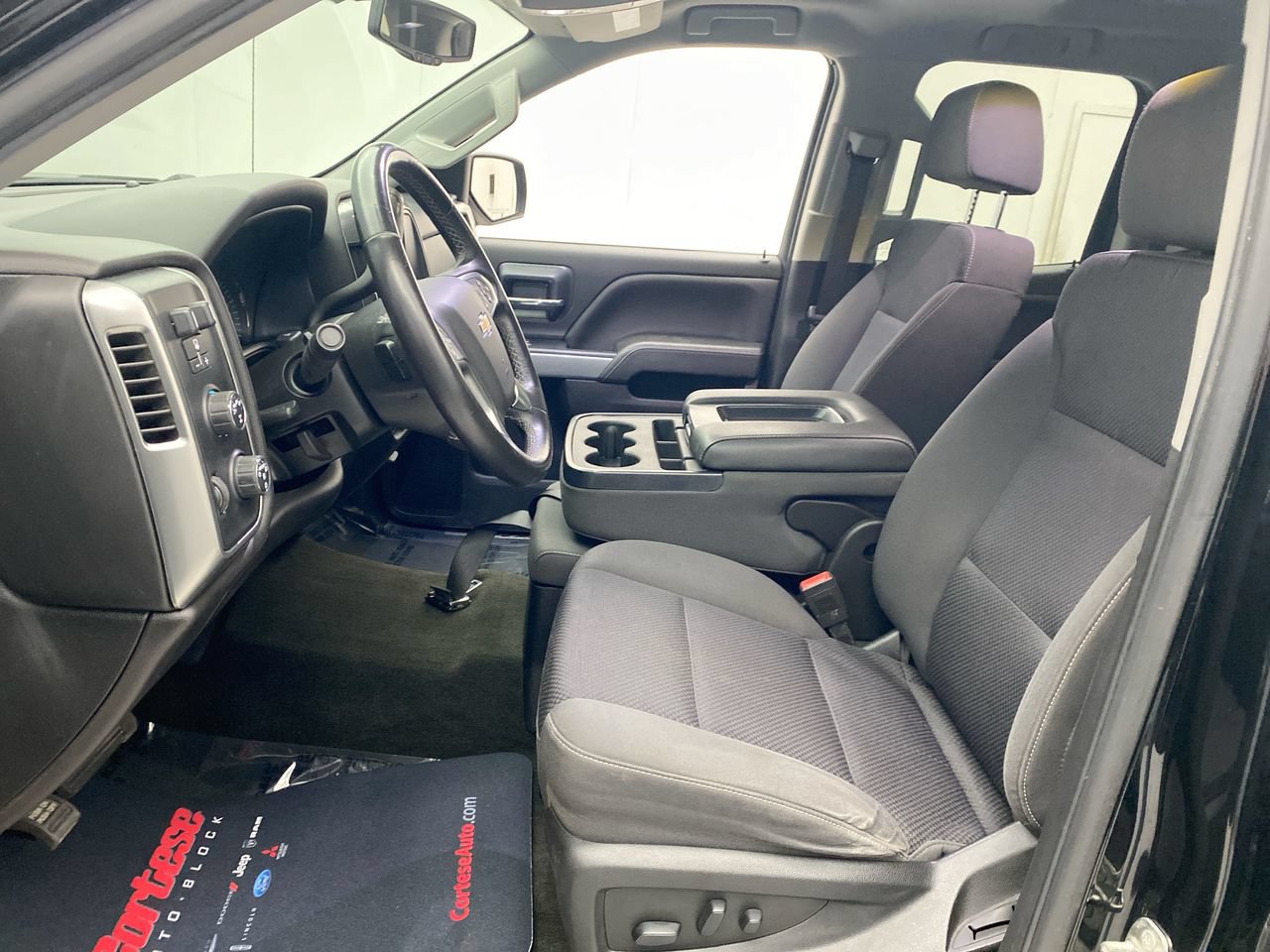 Used 2018 Chevrolet Silverado 1500 LT w/ All Star Edition AWD/4WD image 14