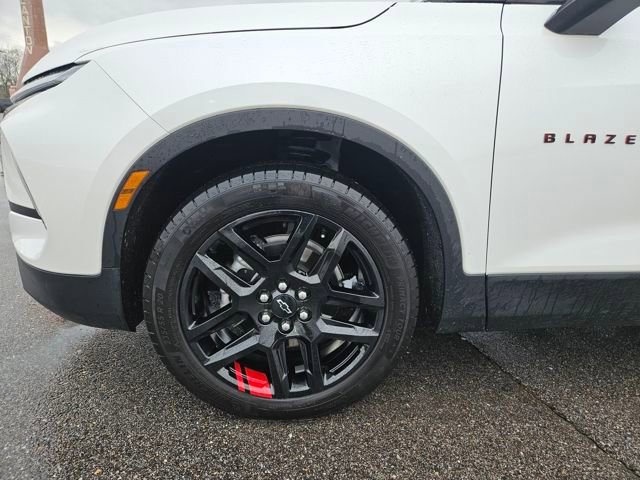Used 2024 Chevrolet Blazer LT w/ Redline Edition image 27