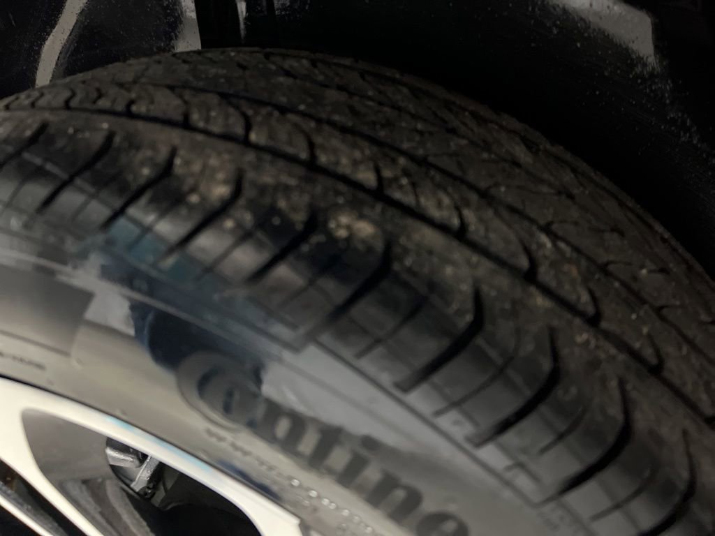 Used 2024 Chevrolet Trax RS FWD image 41