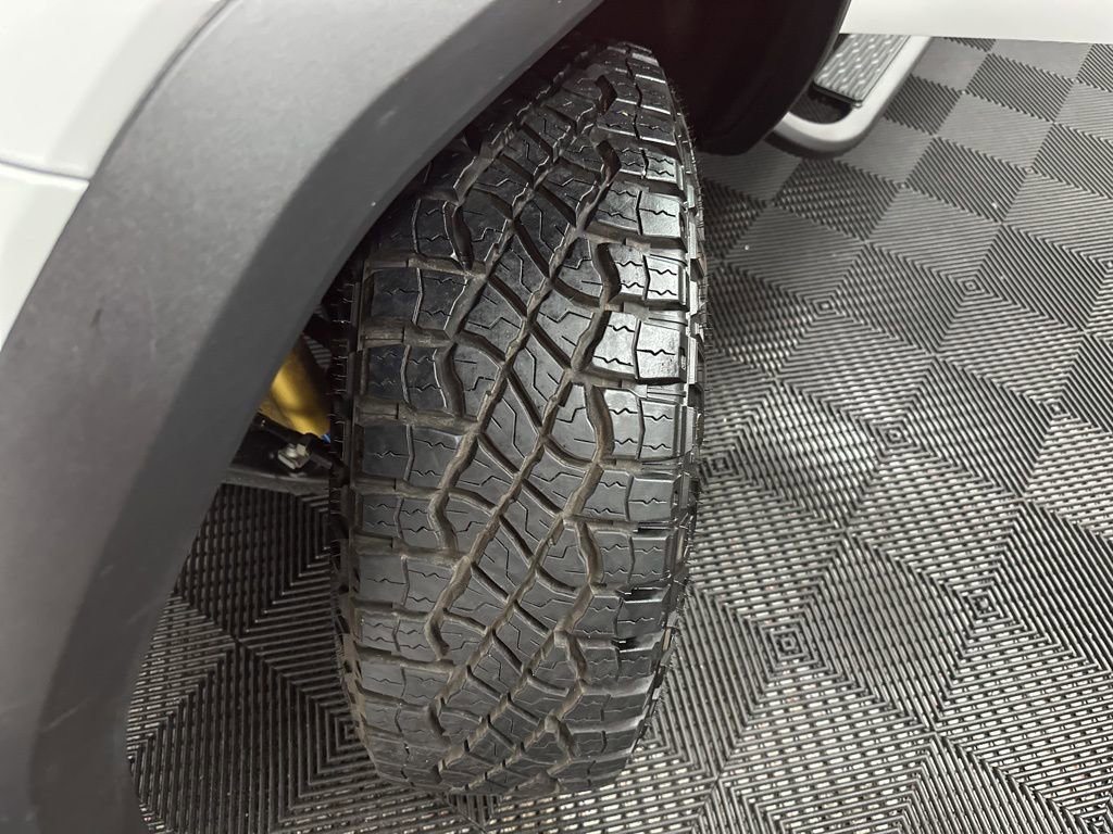 Used 2025 GMC Canyon AT4 w/ AT4X Package image 36