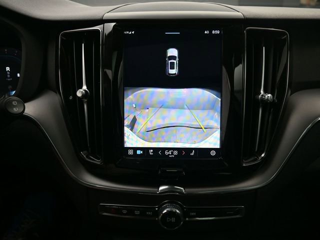 Used 2024 Volvo XC60 B5 Core image 12