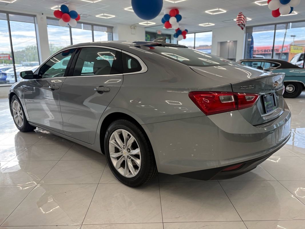 Used 2023 Chevrolet Malibu LT FWD image 10