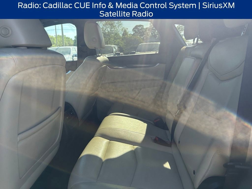 Used 2017 Cadillac XT5 FWD image 12