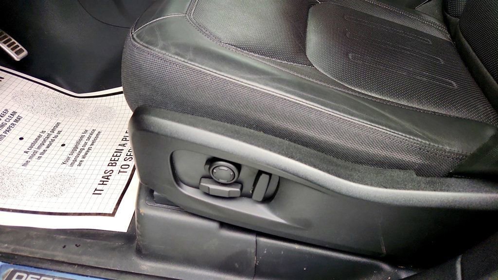 Used 2023 Land Rover Defender 110 X image 11